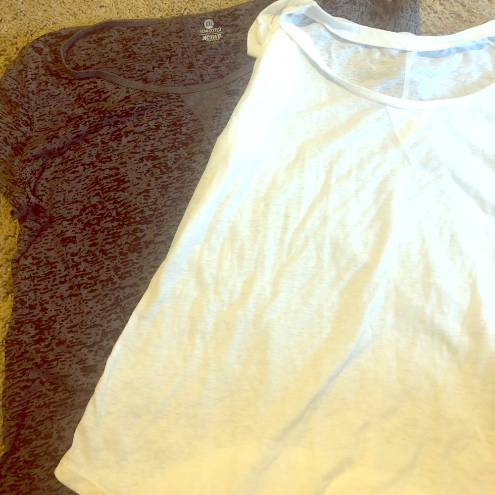 Lot of 2 old navy active tops xxl